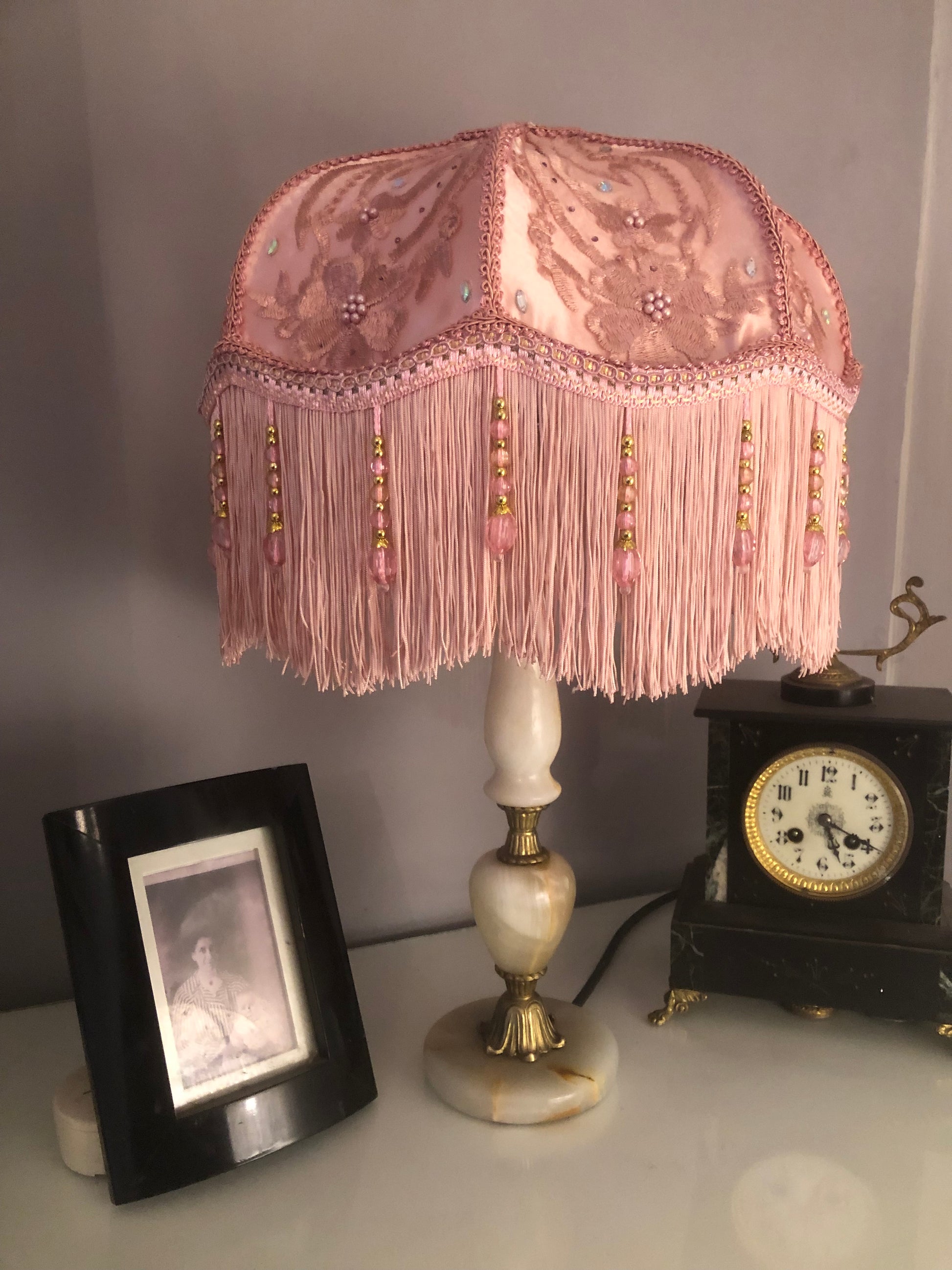 Art Deco Fringed Lampshade The Penelope in pink – House of vintage interiors, image size:1946x2595